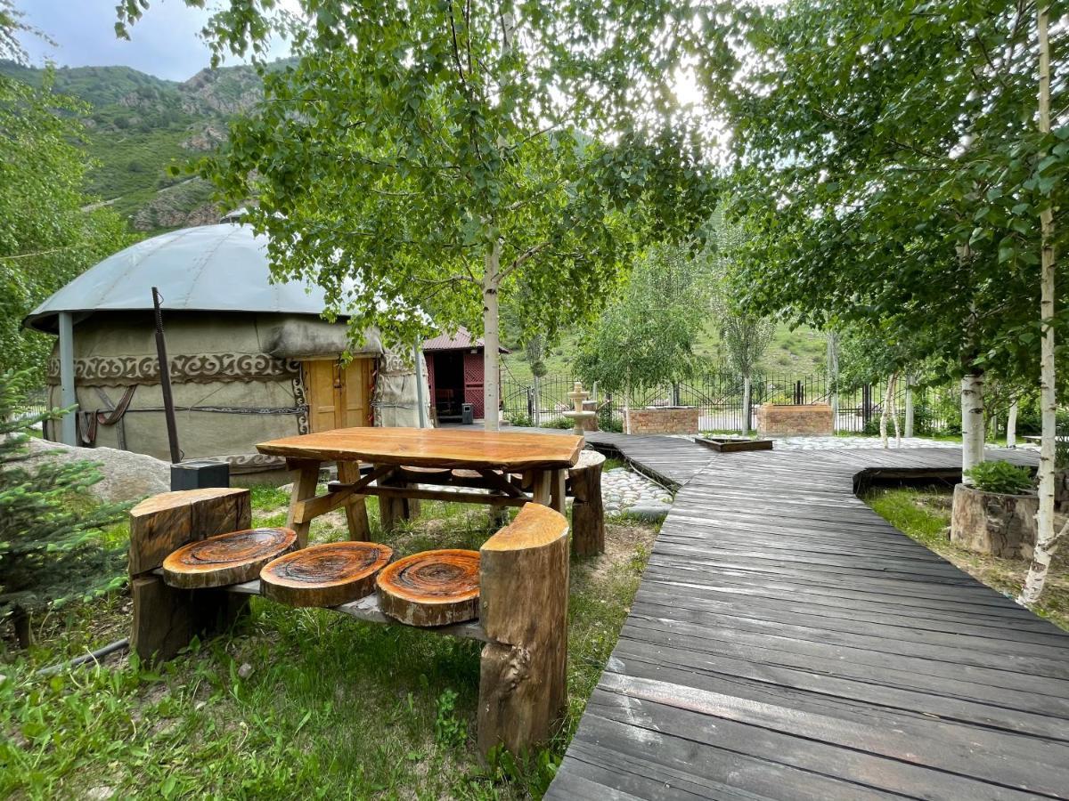 Jannat Resort Kara-Bulak Buitenkant foto